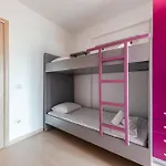 아파트 Center Comfort By Ps