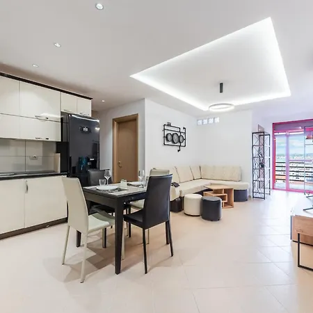 Apartment Center Comfort By Ps