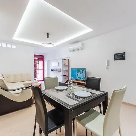 Center Comfort By Ps Apartment